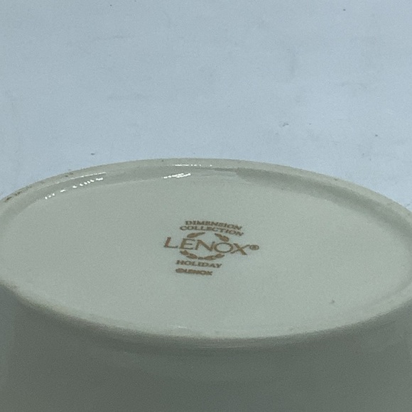 Two Lenox Small Candy/Nut  Dishes with Sentiment Believe and Love - Picture 4 of 9